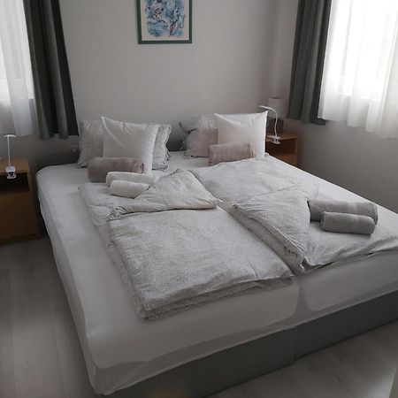 Apartmanhaz Horvath Apartment Balatonboglár Exterior foto