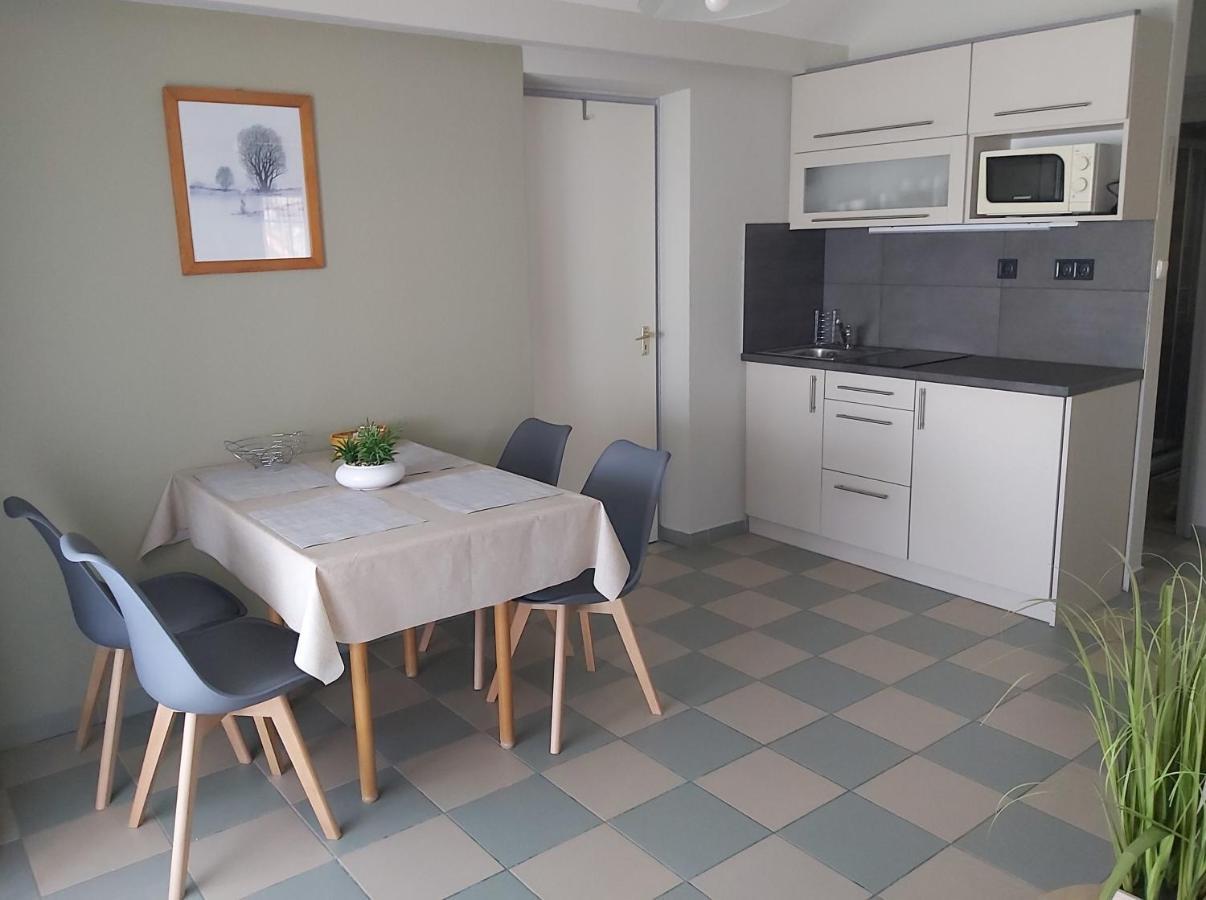 Apartmanhaz Horvath Apartment Balatonboglár Exterior foto