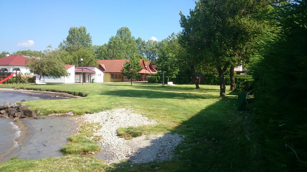 Apartmanhaz Horvath Apartment Balatonboglár Exterior foto