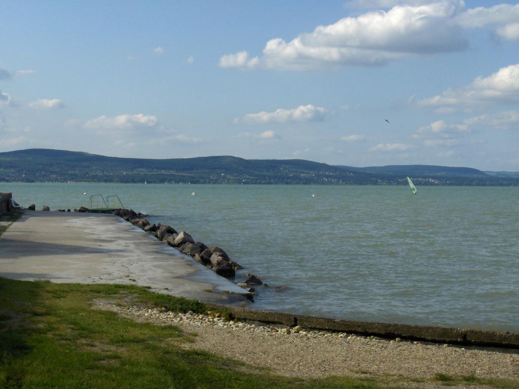 Apartmanhaz Horvath Apartment Balatonboglár Exterior foto